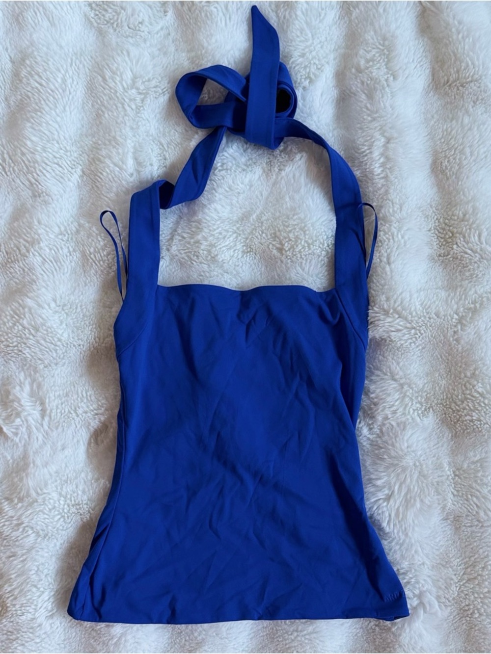 Aritzia ORIGINAL CONTOUR OPTIMUM HALTER TOP
ABLAZE BLUE, Size: S